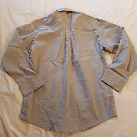 Dockers boys size 10 button up dress shirt, EUC - Picture 2 of 4